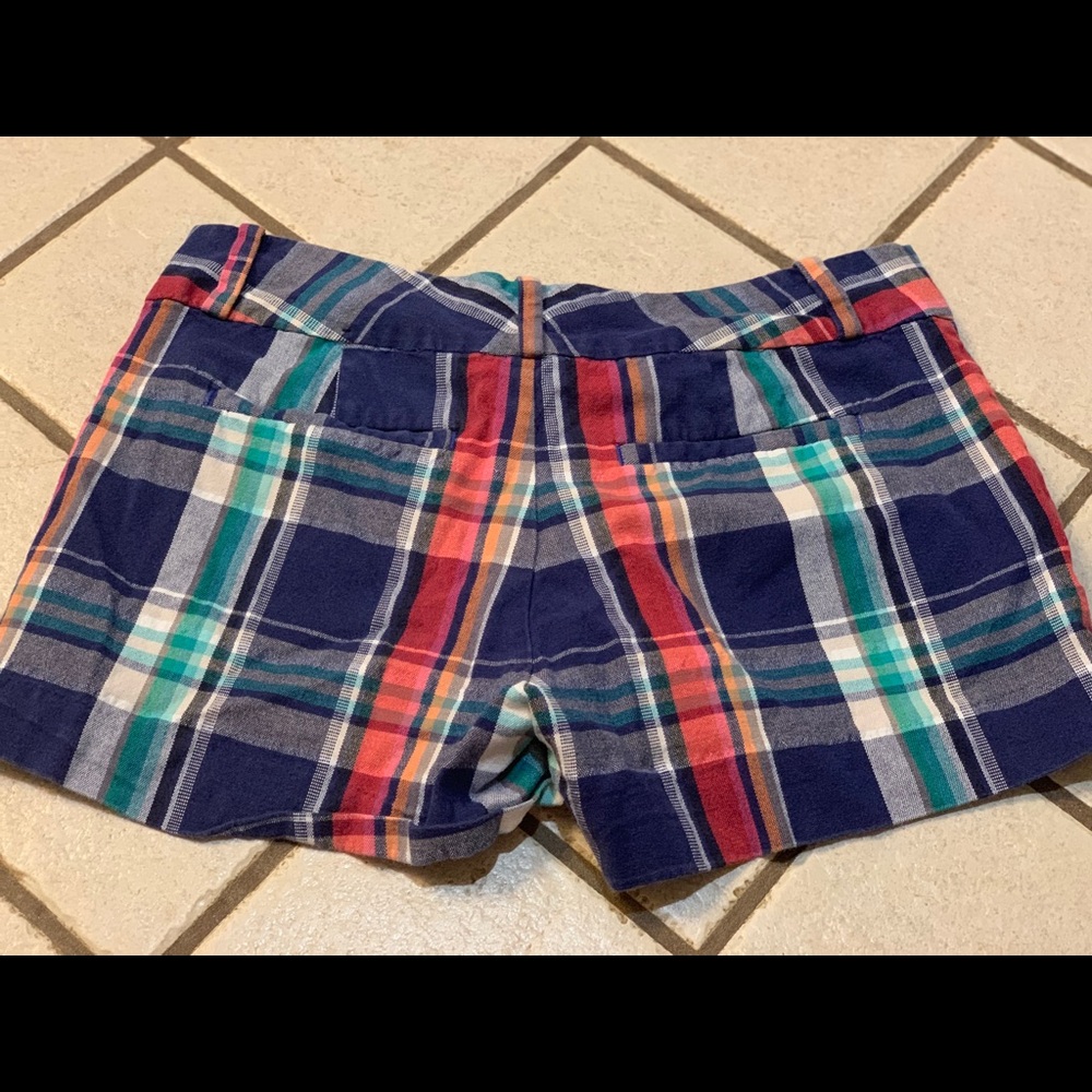 Banana Republic shorts - Picture 2 of 3